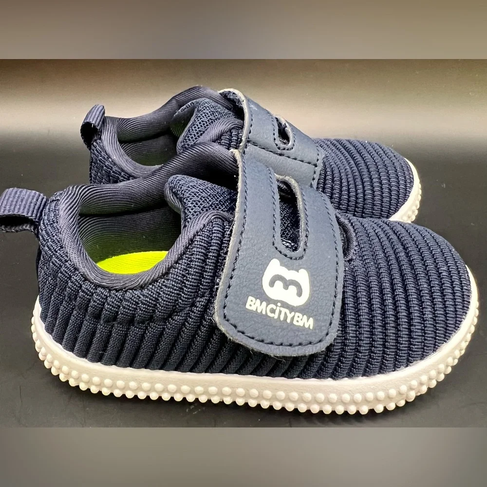BMCityBM- Navy Kids Sneakers, Size: 4‎